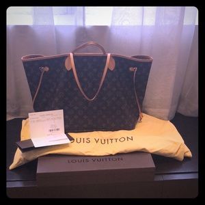 Louis Vuitton Neverfull